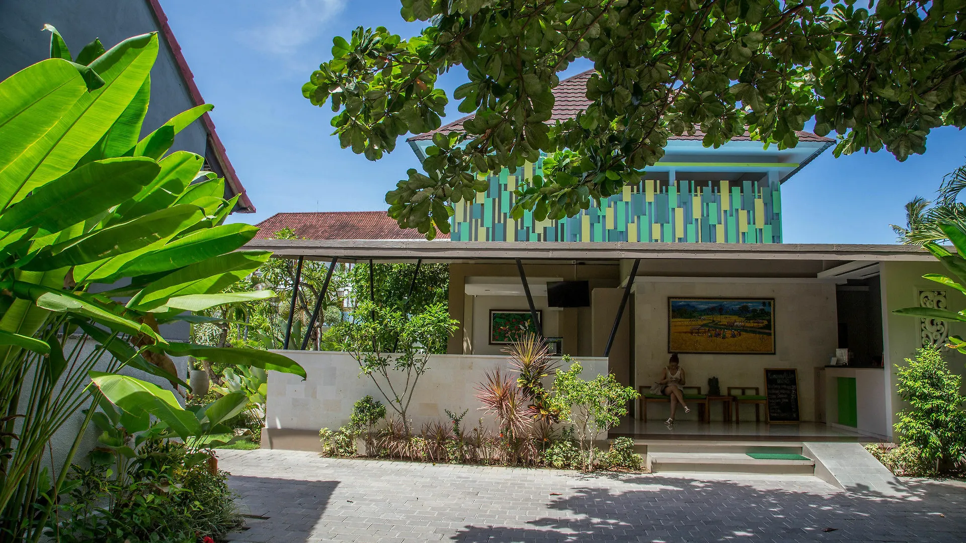 Zen Rooms Kuta Benesari
